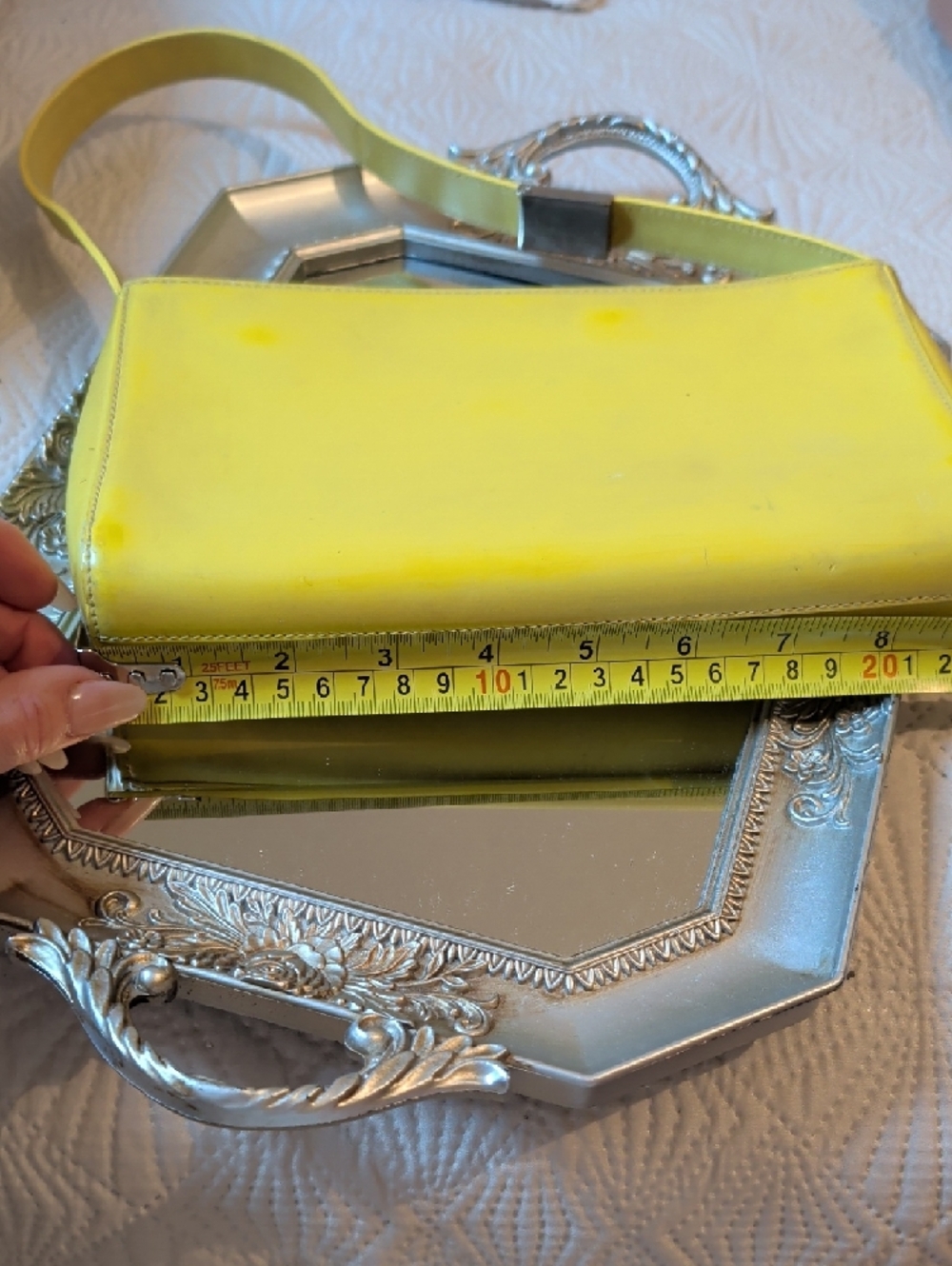Calvin Klein Bright Yellow Shoulder Bag - Picture 4 of 6